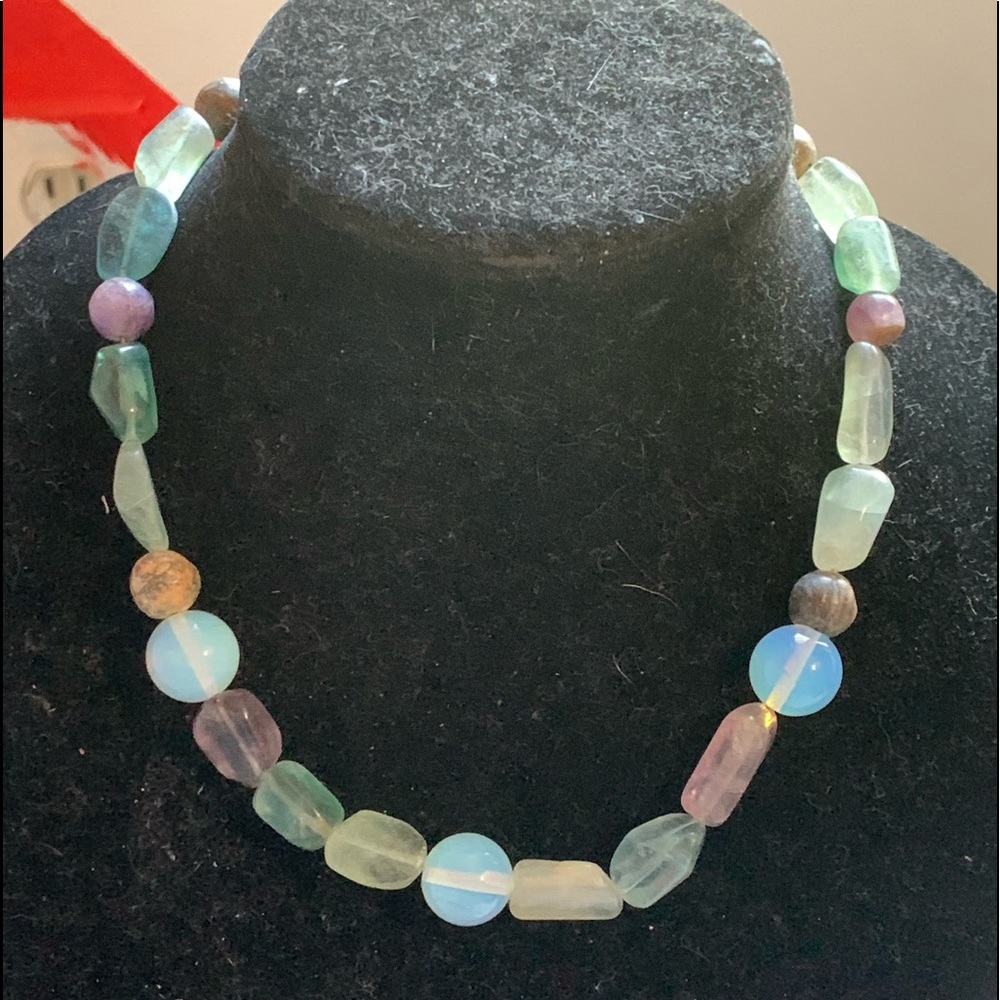 🆕 Handcrafted Necklace